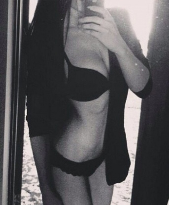 Анкета проститутки Яна - город Црау, 21 год, №9218